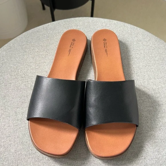 Call it Spring Single Strap Sandals - Picture 2 of 8